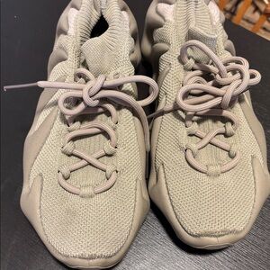 Yeezy 450 tan Knit Sculpted Sole Sneakers